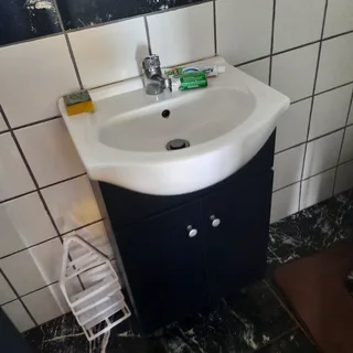 Self catering accommodation available in Treasure Beach Bluff.