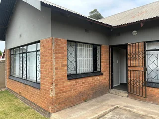 One bedroom with free w i-fi unit for rent in cason, boksburg