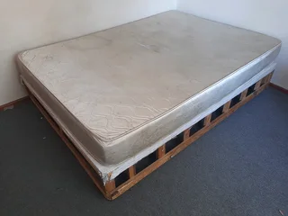 King size bed