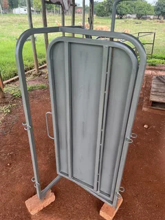 Sheep and Goat handling equipment