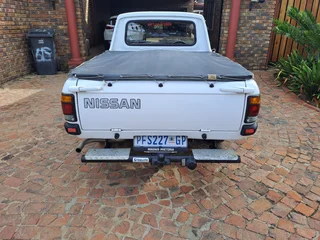 2003 Nissan 1400 Single Cab