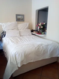 Room - Ad posted by Colleen Naicker