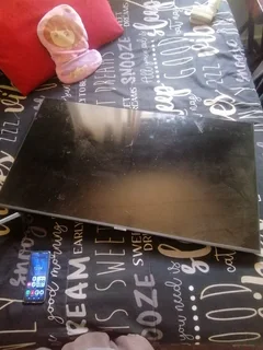 Samsung smart 42&#34; cracked screen TV for sale