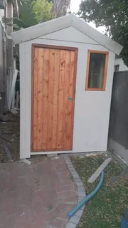 Nutec house and wooden Wendy