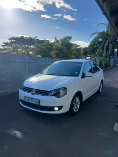 Polo vivo sedan