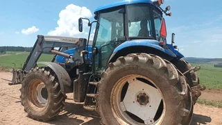 New Holland TS6.140 With Quicke Front End Loader For Sale (011958)