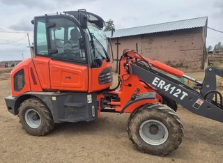 MCM ER412T 1.2 Ton Laaigraaf / Loader For Sale (012098)