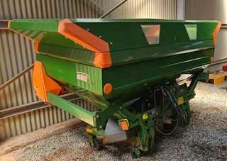 Amazone ZA-M 3000LT Strooier / Spreader For Sale (012143)