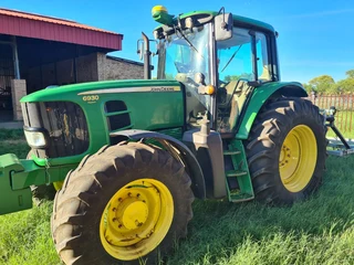 John Deere 6930 4X4 Premium Cab Tractor For Sale (011579)
