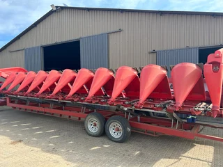 12 Row .76 Vence Tudo Bacuda Eagle Header / Plukkerkop For Sale (012352)