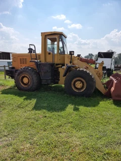 SEM Wheel Loader For Sale (012553)