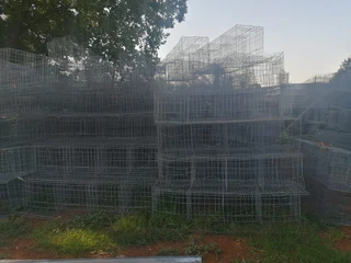 6x Chicken Coops and 2x A Frames For Sale (009166)