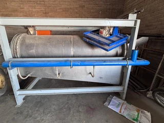 Heavy Duty Vegetable Washing Machine / Swaardiens Groente Was Masjien For Sale (012564)