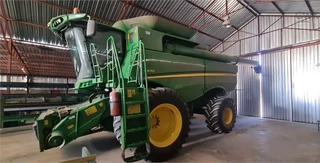 John Deere S670 Stroper / Combine Harvester For Sale (009322)