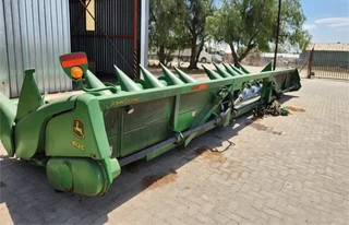 John Deere 612C Row Crop Header For Sale (009331)