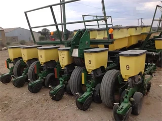 John Deere 1775 Planter For Sale (009335)