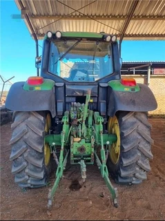 John Deere 6125M For Sale (009379)