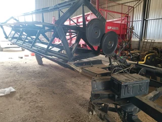21 ft MacDon Platsnyer / Header For Sale (010132)