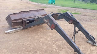 Rovic Heavy Duty Backhoe For Sale (010230)