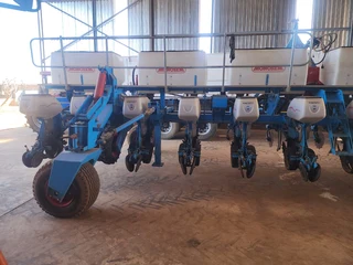 12 Row .91cm Monosem Quadmax Planter For Sale (010757)