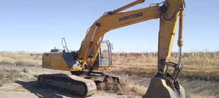 24 Ton Sumitomo SH240 Graafmasjien / Excavator For Sale (010855)