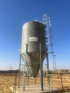 2x Silos For Sale (010884)