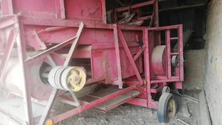 Nigel 42 Dors Masjien / Tresher Machine For Sale (011031)