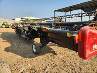 35 ft MacDon FD70 Flex Draper For Sale (012995)