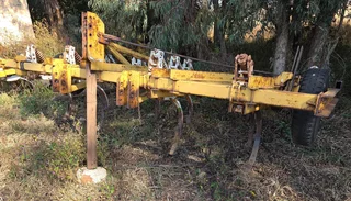 13 Tand Beiteploeg / Chisel Plough For Sale (013013)