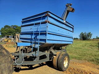 8 Ton Tapkar / Grain Cart For Sale (013254)
