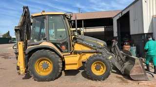 2015 Volvo BL71B TLB For Sale (013274)