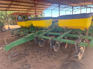 6 Row 91cm John Deere Planter For Sale (013339)