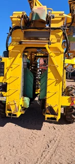 Gregoire G60 Druiwe Stroper / Grape Harvester For Sale (013374)