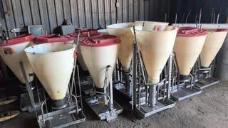 23x Vark Voerder / Pig Feeders For Sale (013460)