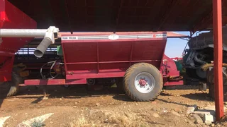 5 Ton Radium Strooier / Spreader For Sale (013497)