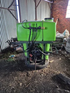 John Deere 8 Row 76cm Max Emerge Planter For Sale (010075)