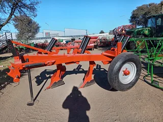3 Ry Furrow Spring Loaded Ploeg / Plough For Sale (013622)
