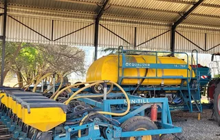 16 Row 762mm Equalizer Planter For Sale (013658)