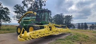 John Deere 7750 I Pro Drive 4x4 Kuilvoer Kerwer / Silage Cutter with 12 Row Table For Sale (013681)