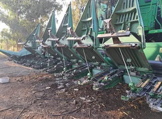 John Deere 608C 8 Row 91 cm Tafel / Table For Sale (013739)