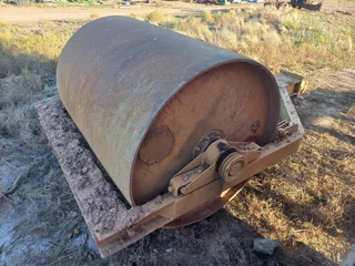 Smooth Drum Roller For Sale (013768)