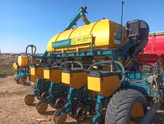 Equalizer 2011-12/914 Wide Span Planter For Sale (013780)