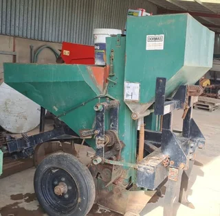 2 Row Dormas Potato / Aartappel Planter For Sale (013860)