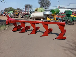 5 Row Massey Ferguson Furrow Beam Plough / Balk Ploeg For Sale (013953)