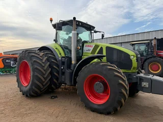 Claas Axion 950 For Sale (014056)
