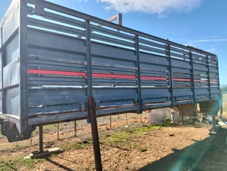 Vragmotor Bak / Truck Body For Sale (014079)