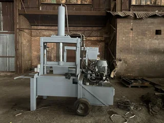 30 Ton Wood splitter For Sale (014084)