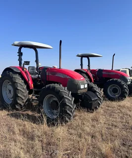 2x McCormick B100 4x4 Tractor / Trekkers for Sale (014110)