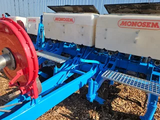 4 Row .76 No Till Monosem Planter For Sale (014155)