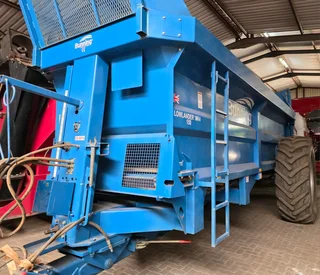 Bunning Lowlander 150 Wide Body 16 Cube Strooier / Spreader For Sale (014206)